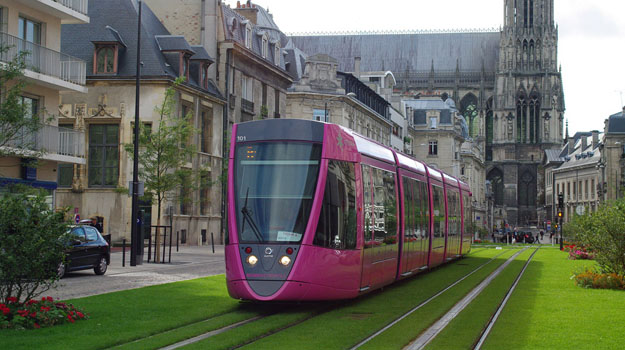 Трамвайная линия в Дубае: новые правила дорожного движения тур в ОАЭ из Красноярска